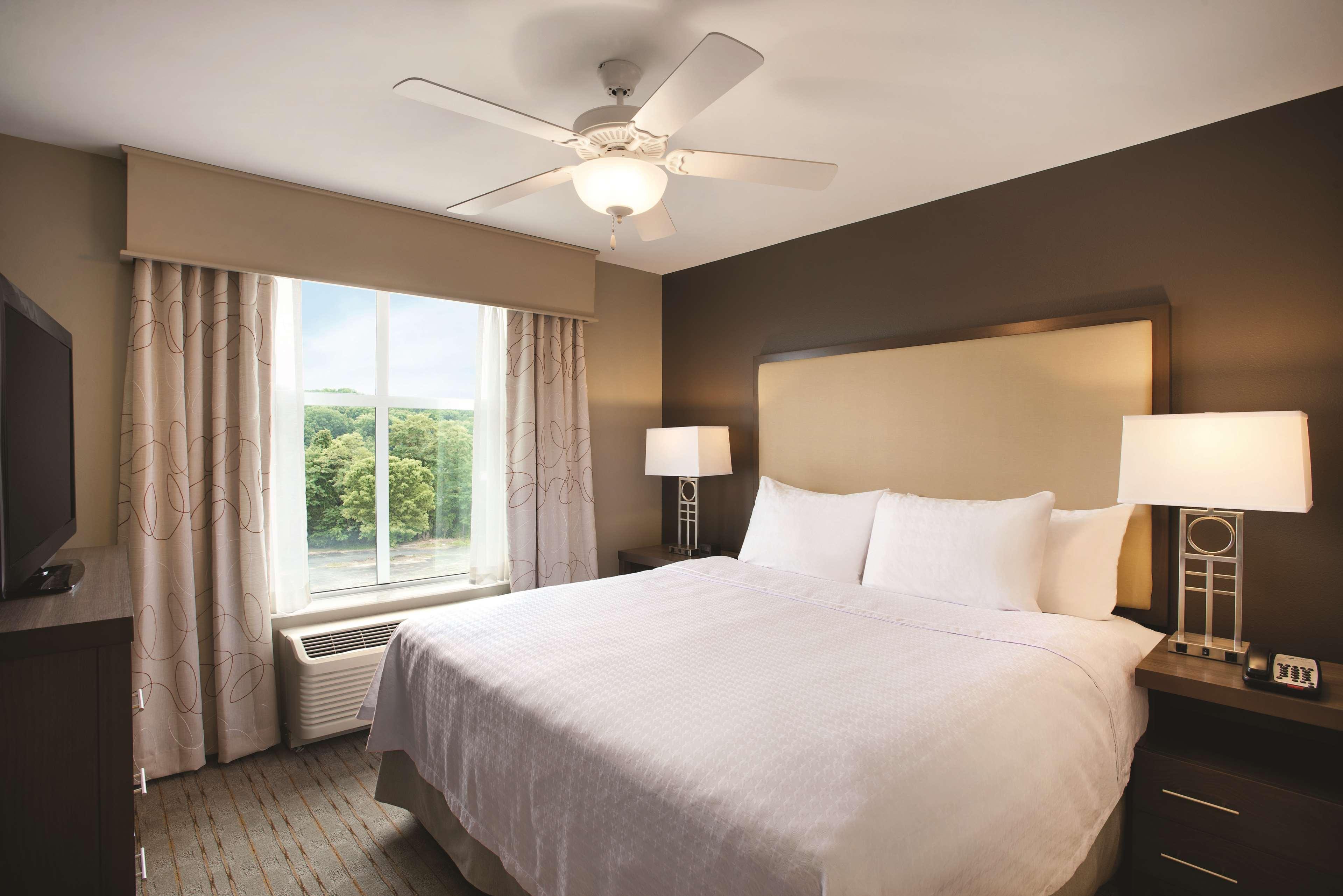 Homewood Suites By Hilton - Шарлотсвил Екстериор снимка