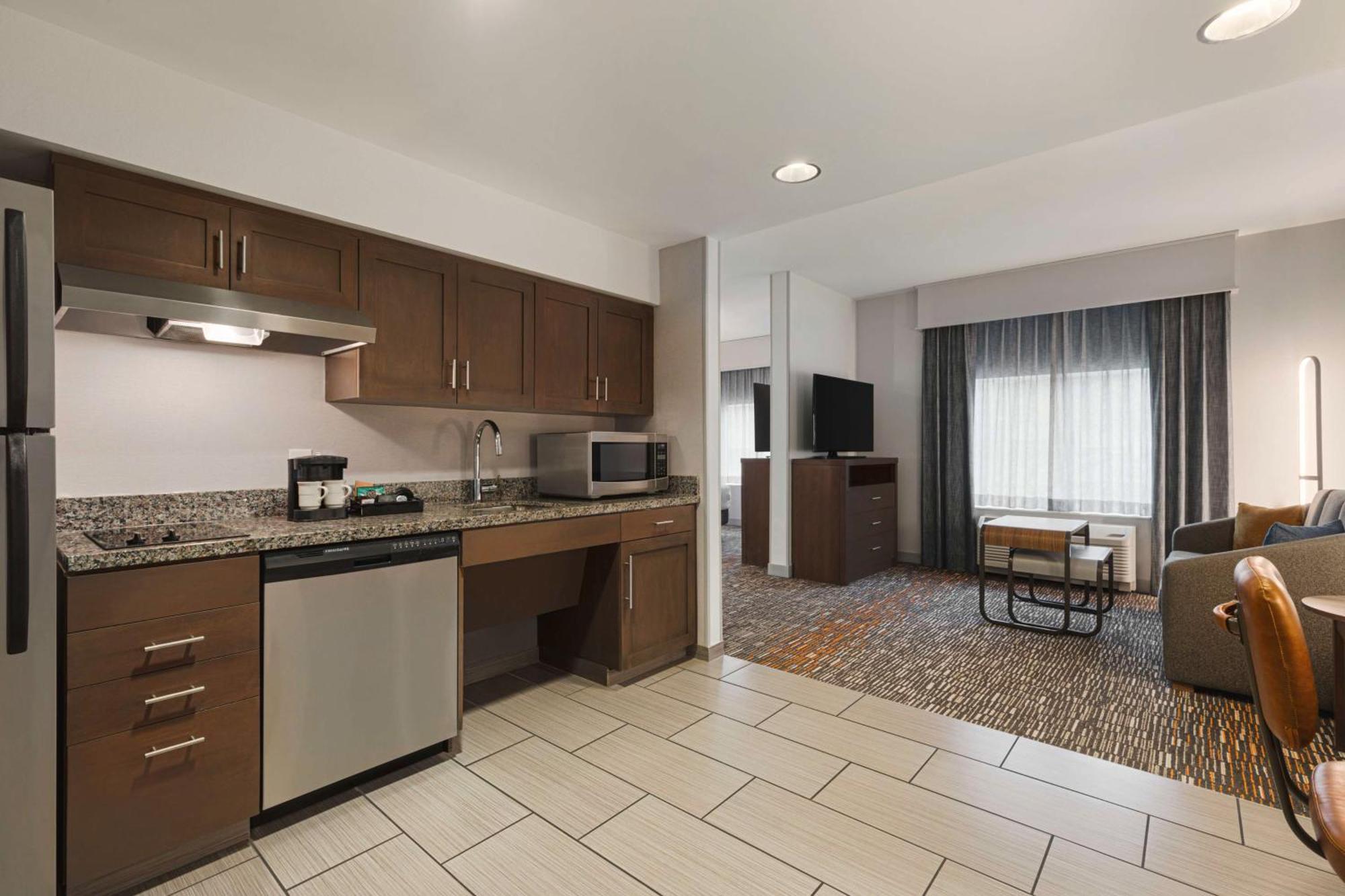 Homewood Suites By Hilton - Шарлотсвил Екстериор снимка