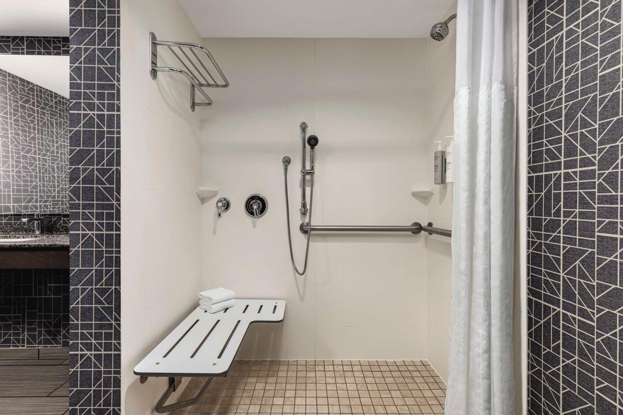 Homewood Suites By Hilton - Шарлотсвил Екстериор снимка